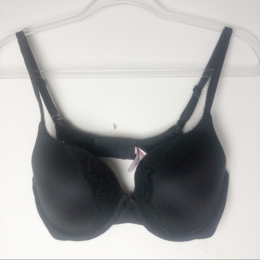 Victoria’s Secret   Body By Victoria Bra 34D
